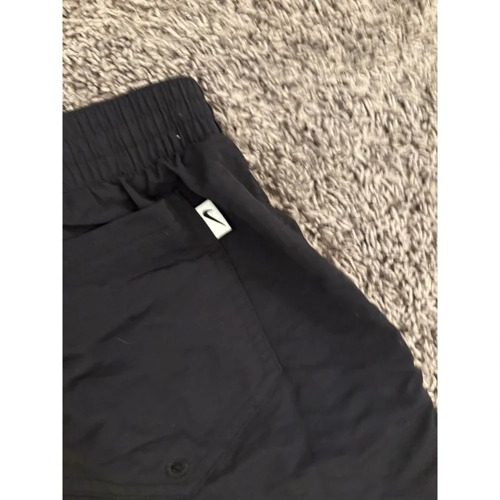Nike Mens Black Swim Trunks Mesh Lined Board Shorts Size Large NESSB448